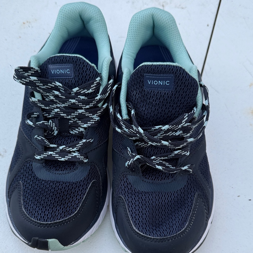 Vionic Navy and Mint Lace-Up Athletic Sneakers